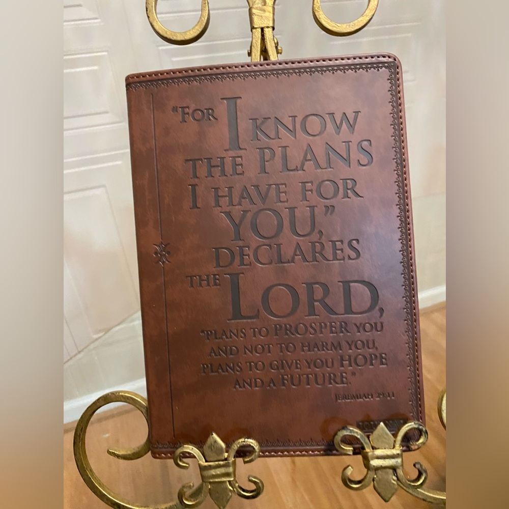 - - Brand New Fine Line Leather